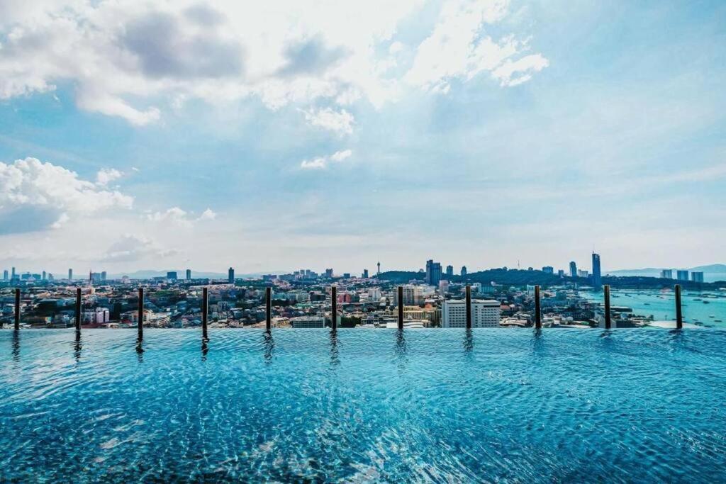 Sea View 2 Bed Room Condo @ Central Pattaya Buitenkant foto